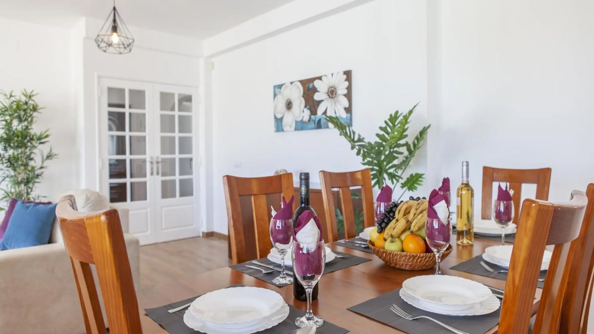 Amazing Villa W Private Pool البوفيرا 0*,  البرتغال